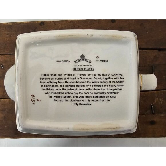 Sadler Robin Hood Castle Themed Teapot - Picture 2 of 10